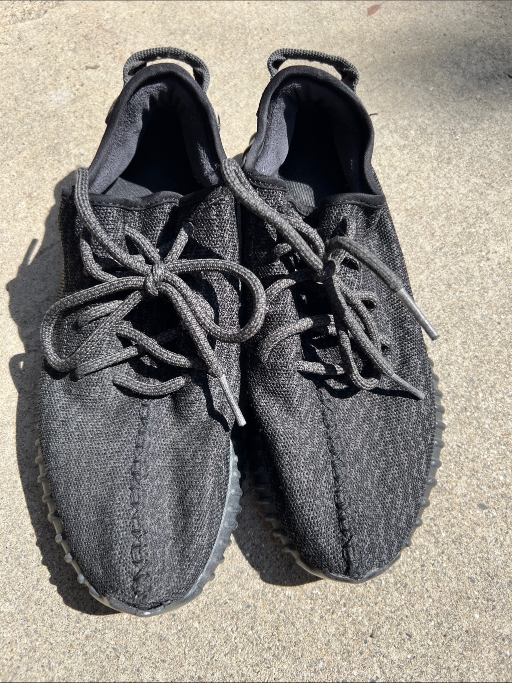 Black Yzy Boost 350 Pirate Black